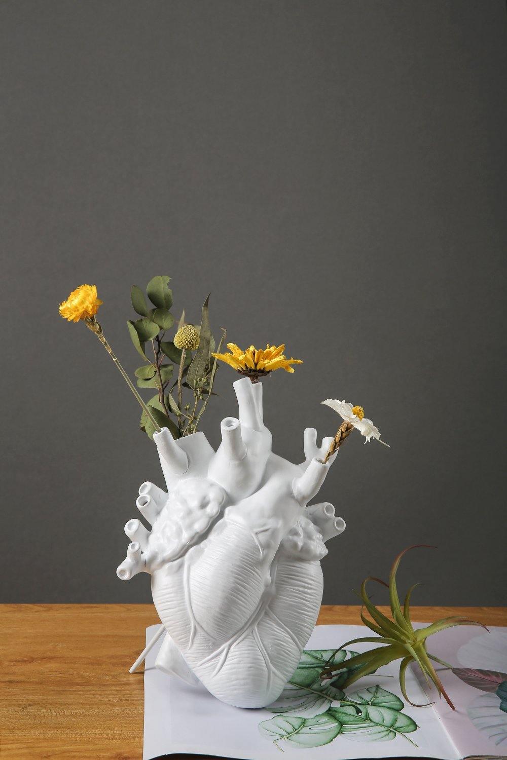 Royaleva Anatomical Heart Ceramic Vase for Home Decor