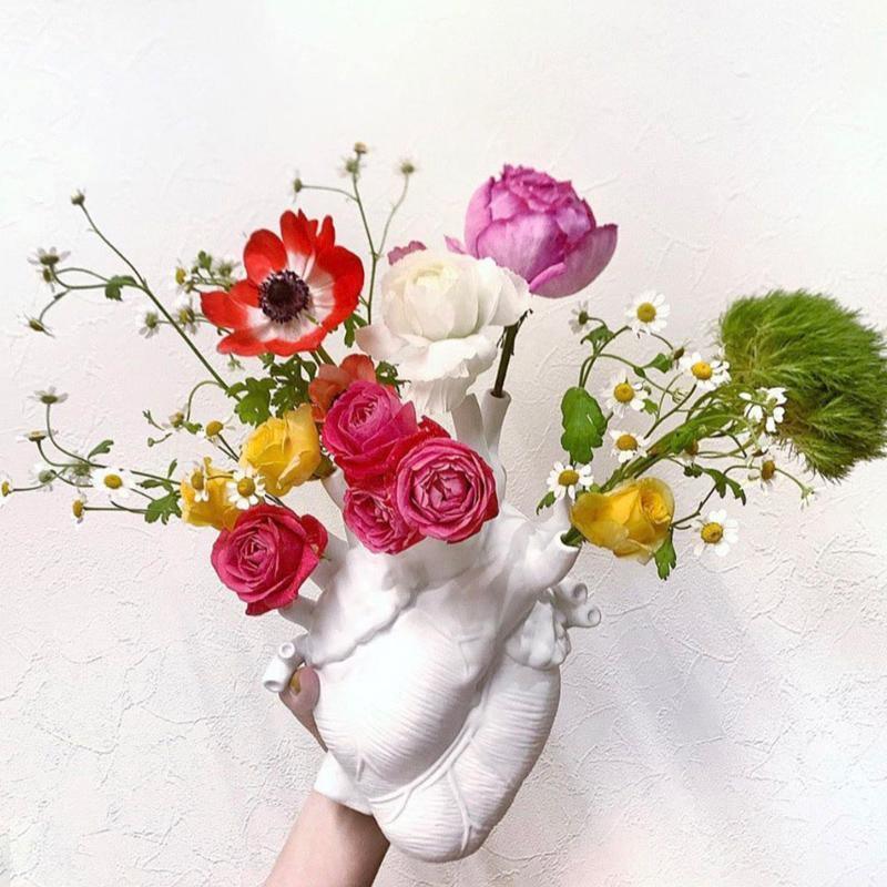 Royaleva Anatomical Heart Ceramic Vase for Home Decor