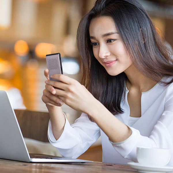 RoyaleGlow Portable Voice Translator for Effortless Travel