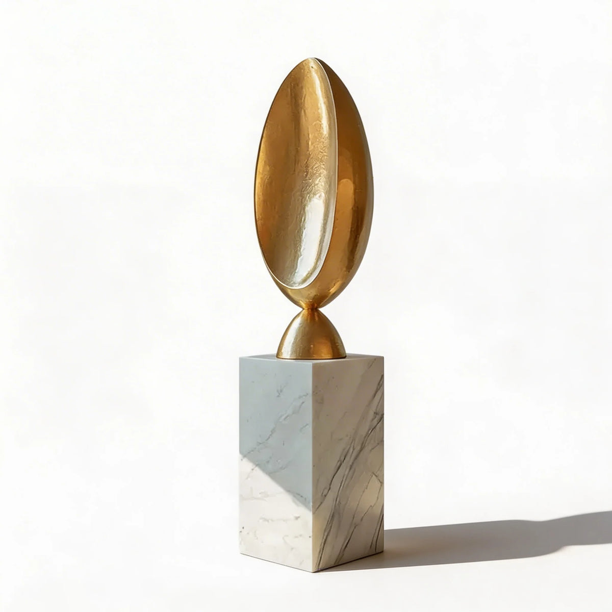 LuxRoyale Modern Abstract Resin Sculpture Minimalist Home Decor Tabletop Art Piece - Royale Basic