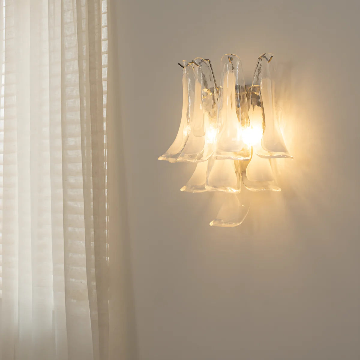 LuxRoyale Murano Glass Petal Wall Sconce Lighting Fixture - Royale Basic