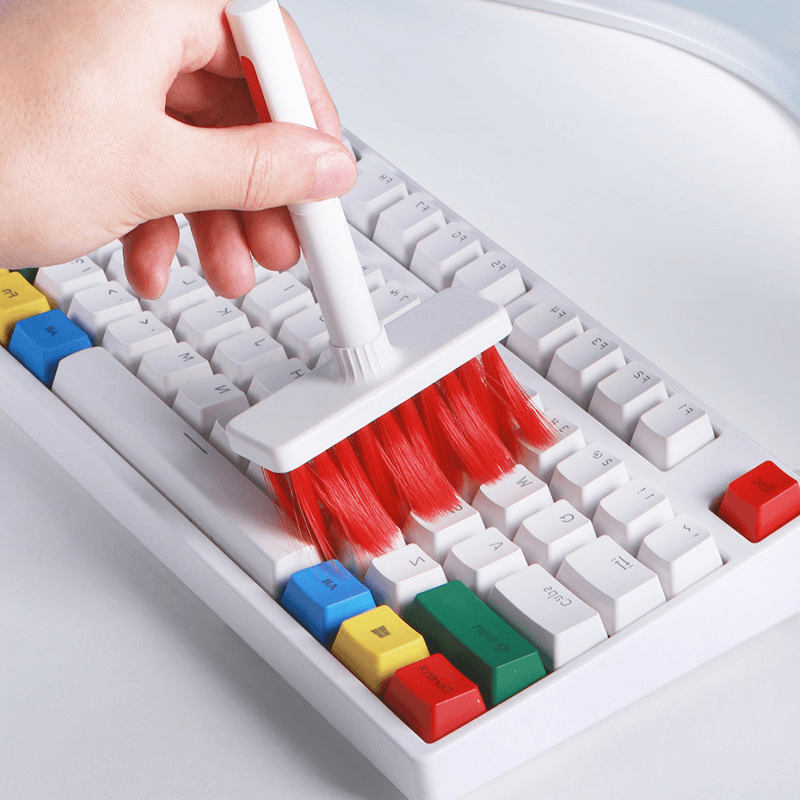 Luxora 5 in 1 Keyboard & Earphone Cleaner Tool Set