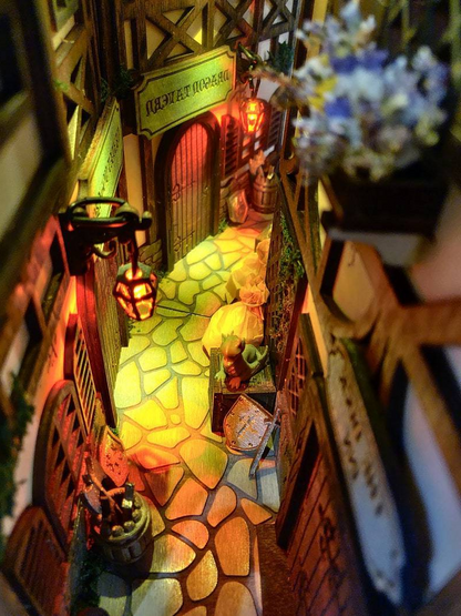 RoyaleGlow Medieval AlleyWorld Bookshelf Insert Box