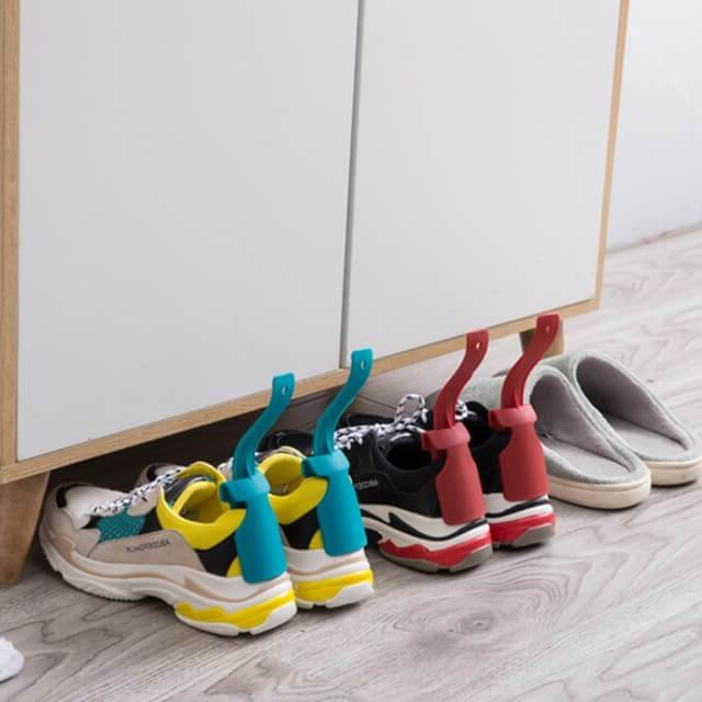 Royaleva Clip-N-Slip Easy Lazy Shoe Horn for Effortless Wear