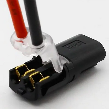 Royaleva Double-wire Push-in Connector with Locking Buckle