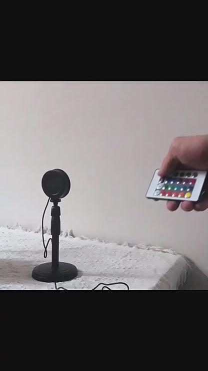 Sunset Lamp with Remote Control – 16 Colors & 360° Rotation for Aesthetic Mood Lighting