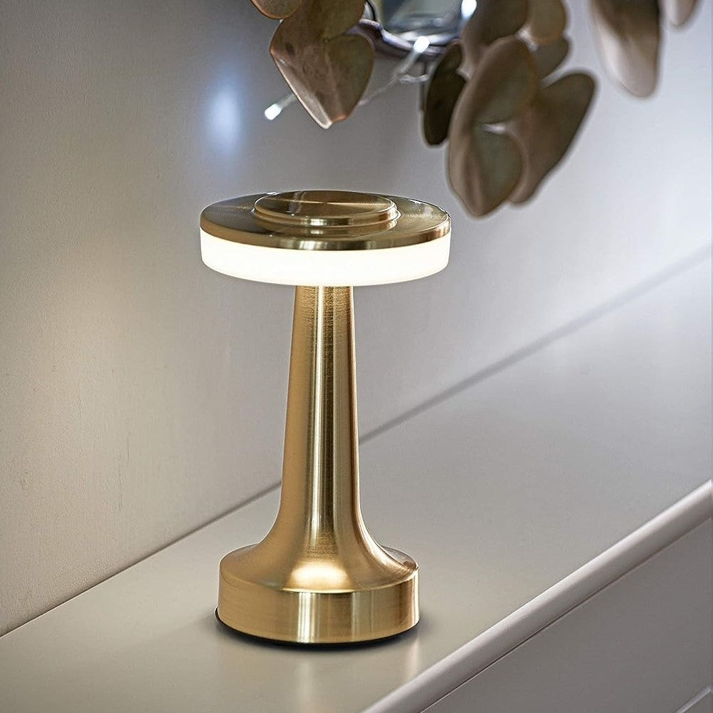 Royaleva Retro Bar Table Lamp - Classic Metallic Accent Light - Gold