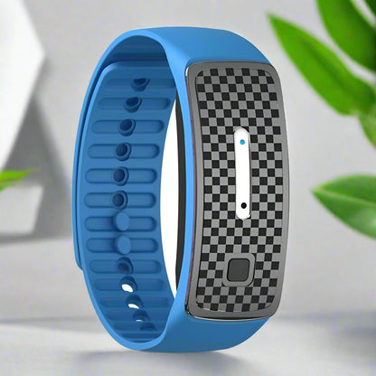ltrasonic mosquito repellent bracelet with USB charging. Safe, chemical-free protection for kids, pets, and pregnant women. 150-hour battery life, portable design for indoor and outdoor use.