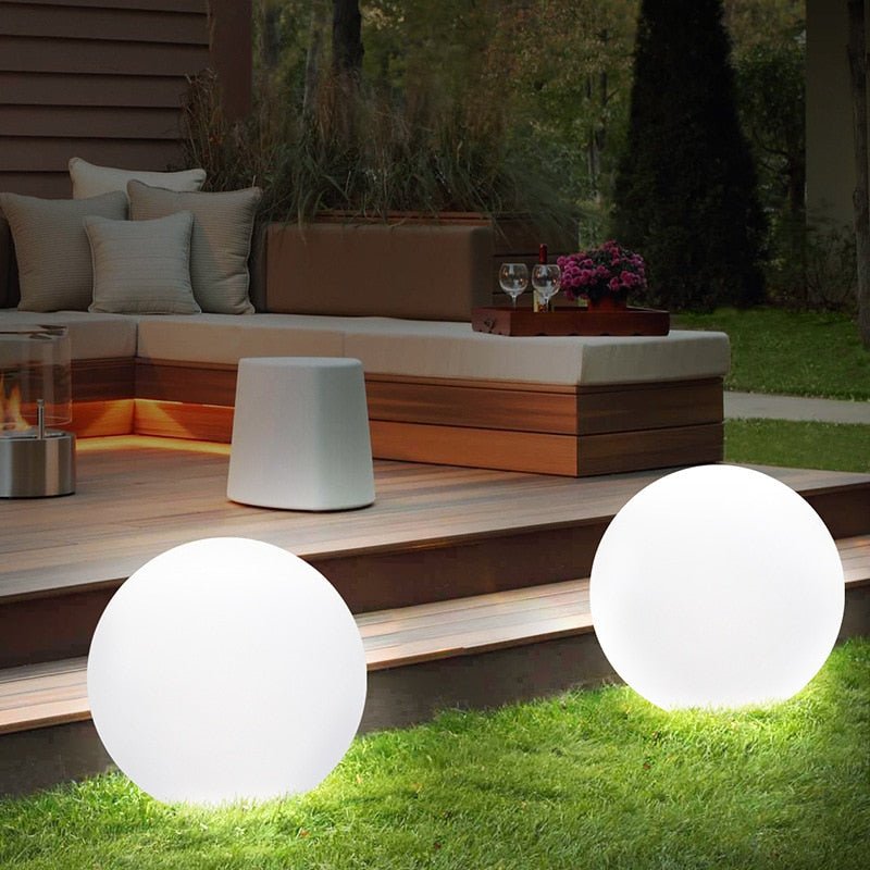 Outdoor Globe Light - Wireless, Weatherproof, 16 Colors LED Sphere light - XS
